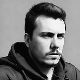 Miguel Zúñiga, @zmigue
